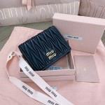 MIU MIU 5MV204: Pocket Wallet